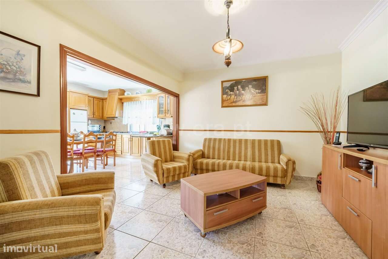 Moradia Isolada T5 / Covilhã, Teixoso-7