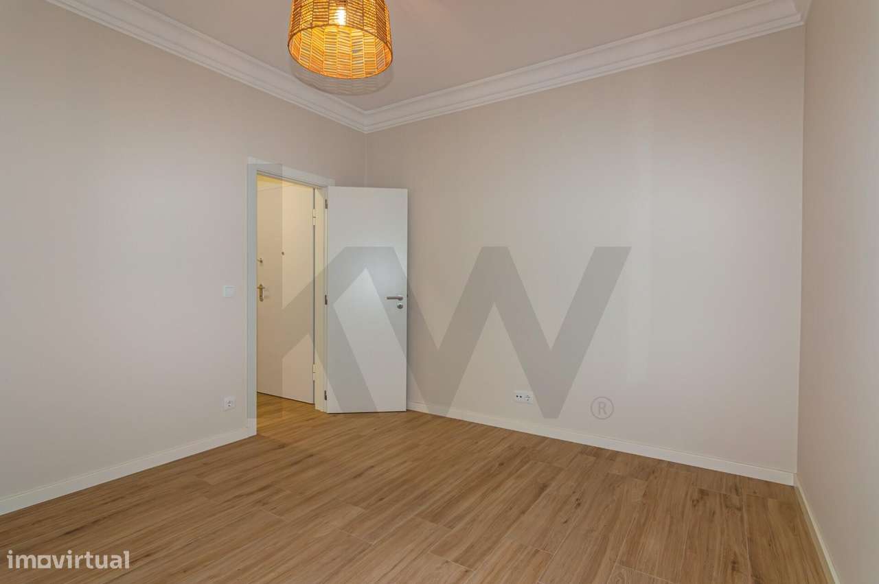 Oásis Urbano em Alvalade: T3 Renovado, com Terraço Privativo - Grande imagem: 5/19