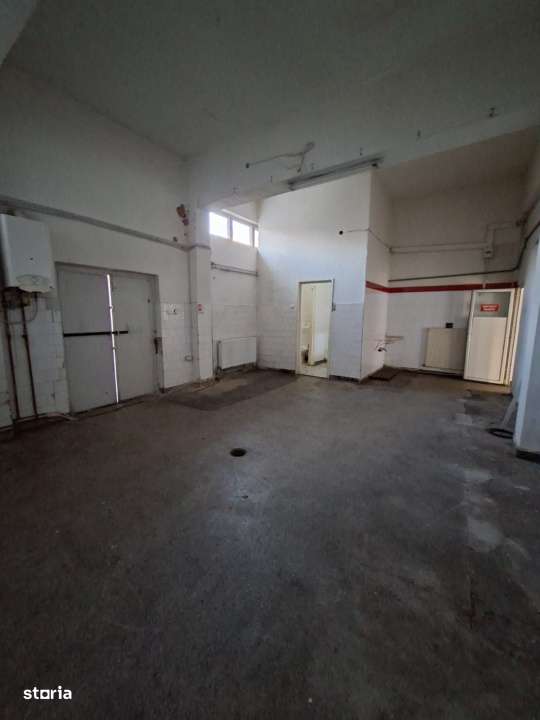 Vanzare –  Spatiu comercial cu acces din strada, 150 mp util - Imagine principală: 4/5