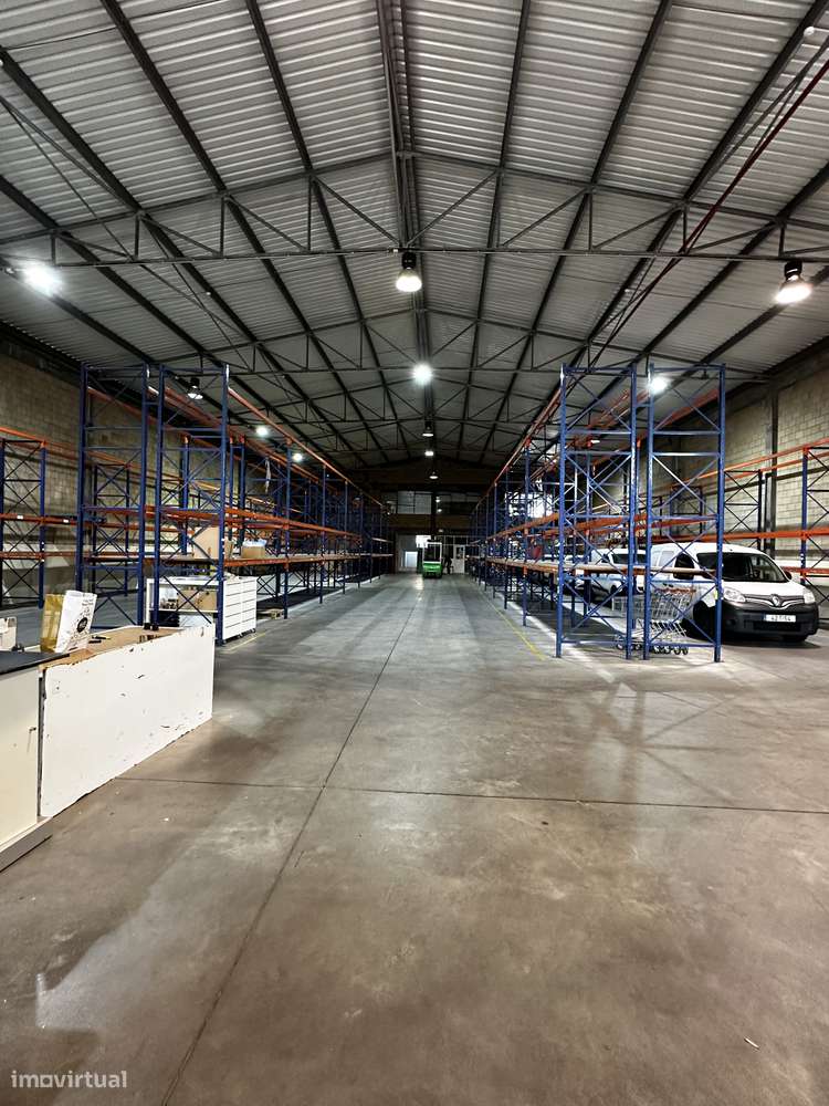 Armazém Zona Industrial da Maia I, sector X - Grande imagem: 2/12