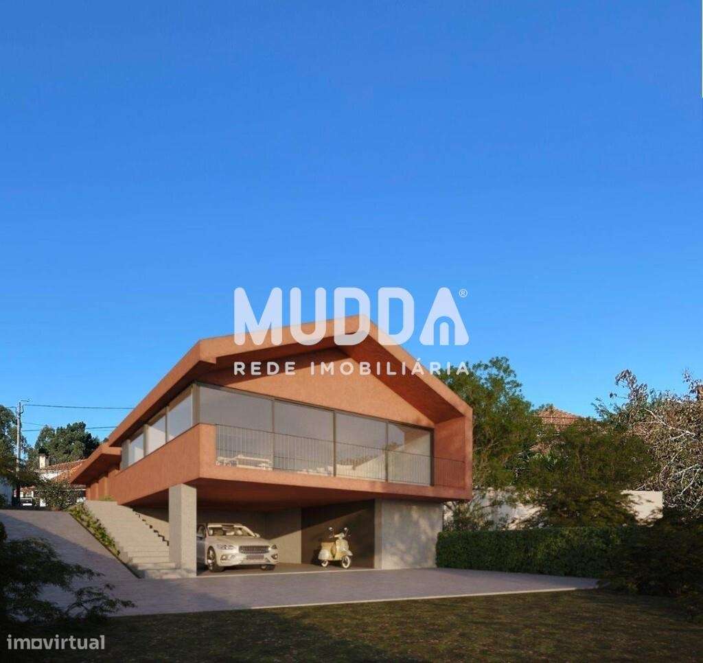 Terreno com 725m2 numa localização privilegiada, com um projeto aprova - Grande imagem: 4/7