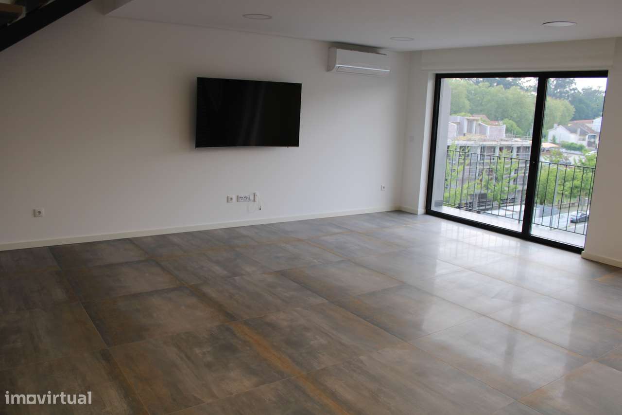 T3 Duplex - Av. da Europa - Viseu-10