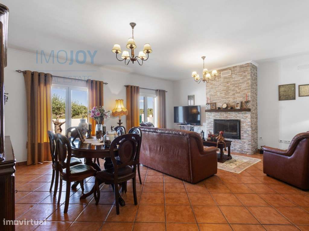 Oportunidade Única - Moradia T4 com Suíte, Cozinha Moderna e Terren... - Grande imagem: 5/30