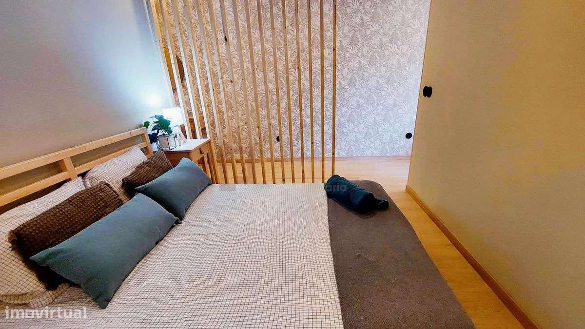 Apartamento T0+1 Mobilado Porto-37