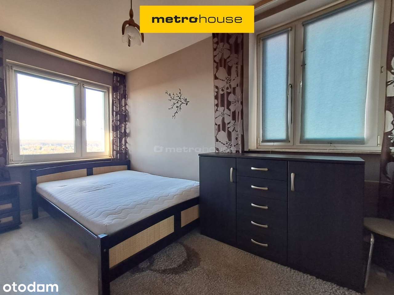 Trzypokojowe mieszkanie blisko Zalewu.-0