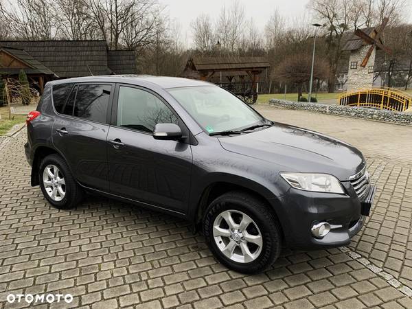 Toyota RAV4 2.0 VVT-i Sol - 3