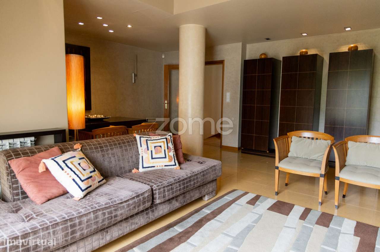 LUXUOSA MORADIA - LOCALIZAÇÃO PREMIUM NO CENTRO DE FAMALICÃO-17