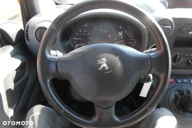 Peugeot PARTNER 2016 LONG 1,6HDI VAT-1 - 11