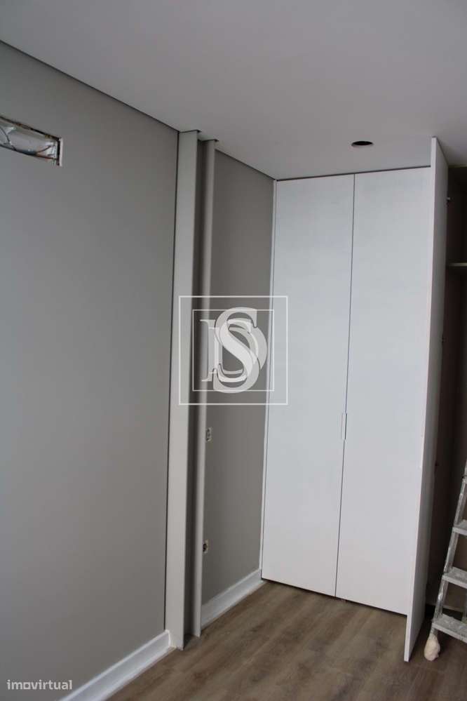 Apartamento T3 em Braga (São Vicente), em prédio reabilitado-21