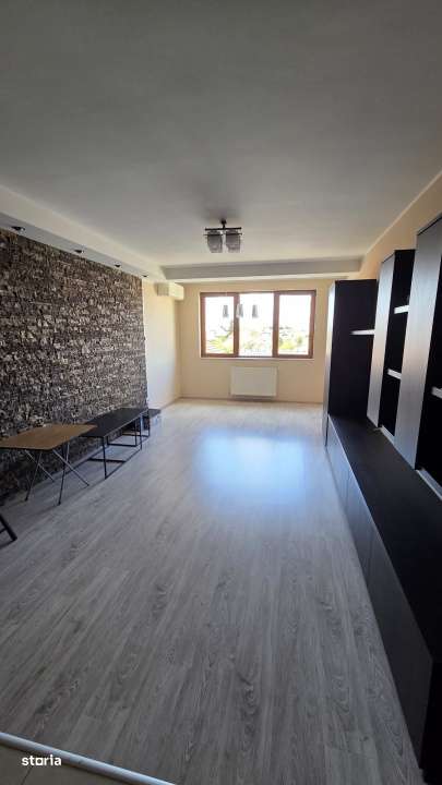 Apartament 3 camere de vanzare – zona Titulescu-10