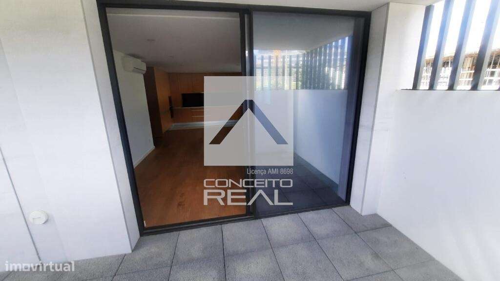 Apartamento T1 - Novo c/ terraço - Praia de Lavadores - Grande imagem: 5/14