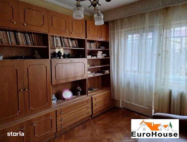 Apartament cu 3 camere de vanzare in Alba Iulia Cetate - Imagine principală: 4/8