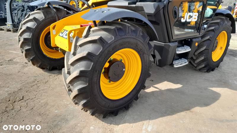 JCB 531-70 2023/2024r 6 mth demo - 11