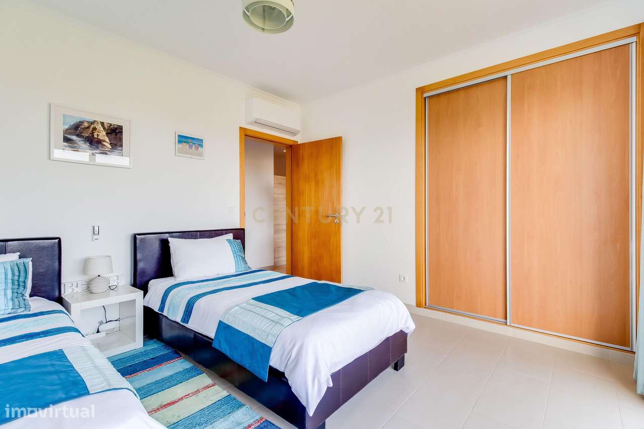 Moradia T3 com Piscina e 3 515 m² de Terreno | Entre o Campo e o Mar |-21