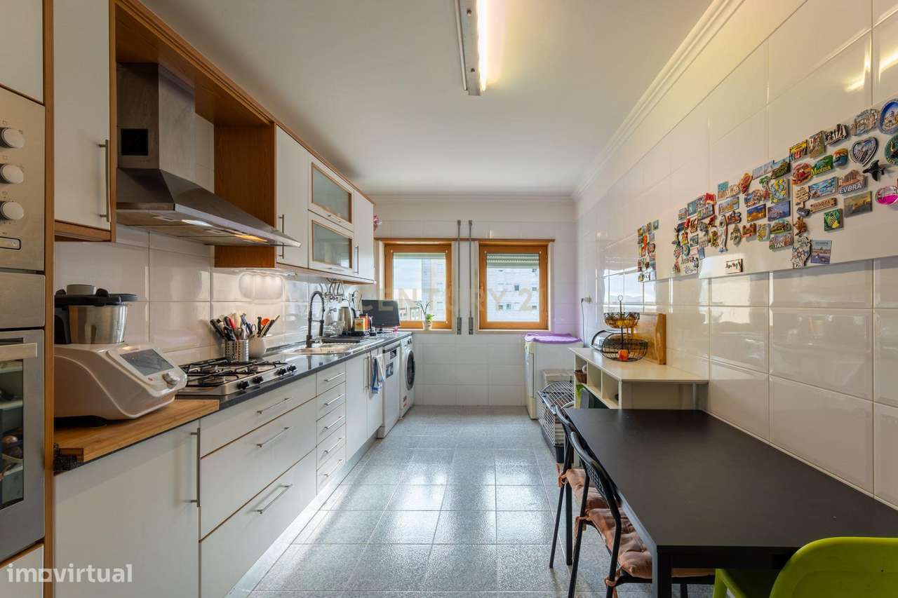 Moderno T3 Apartamento com Vista em Loures, Lisboa - Grande imagem: 2/22