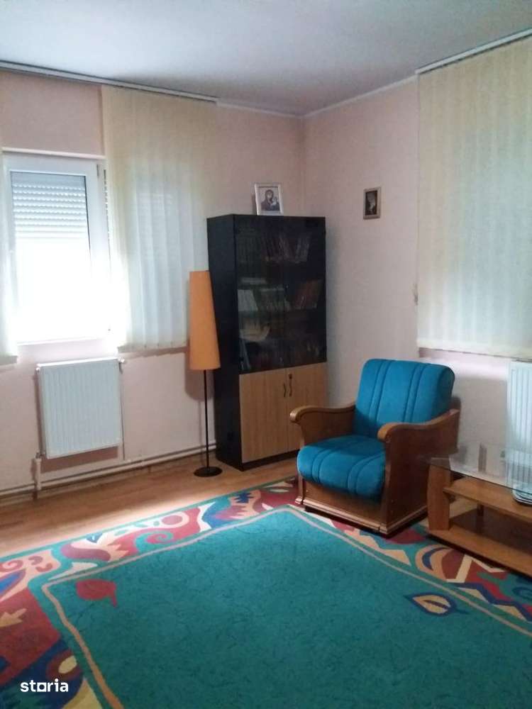 Vila P+Et. de vanzare in Sendreni, jud.Galati, 5 camere, teren 688 mp - Imagine principală: 4/8