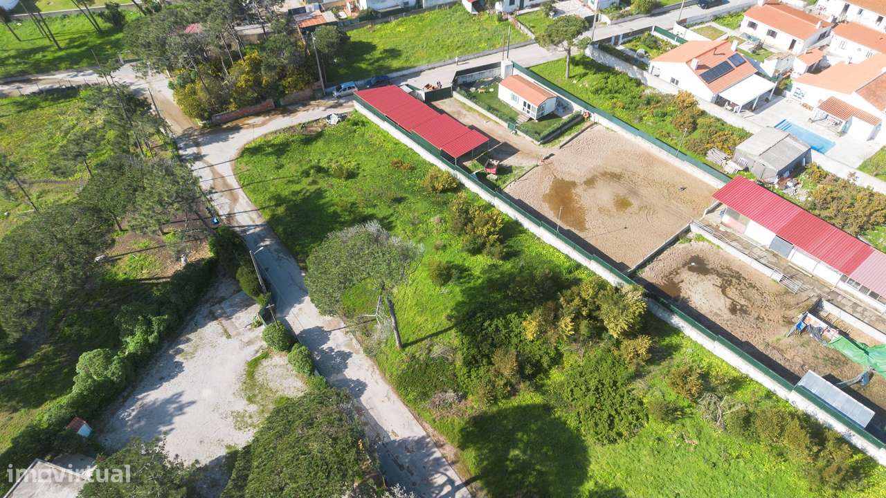 Lote de Terreno Urbano a poucos minutos do Atlântico – Praia das Maçãs-6