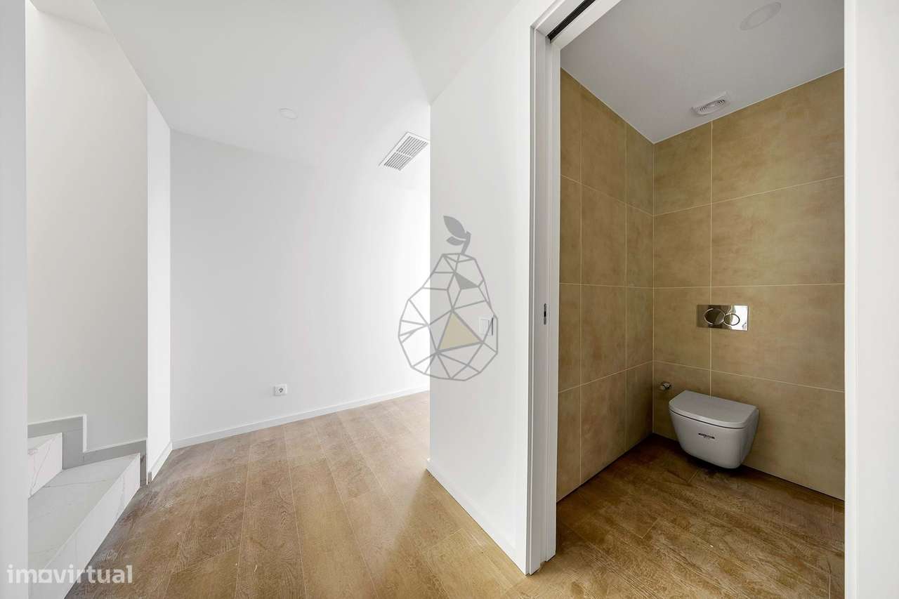 Apartamento T3 novo em condomínio fechado com piscina e garagem em Alv - Grande imagem: 5/59