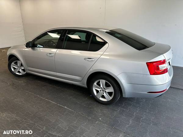 Skoda Octavia 1.0 TSI DSG Active - 8