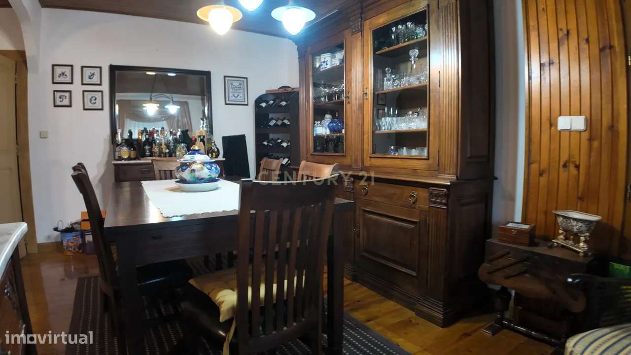 Moradia T4, com Logradouro e Garagem, Barroca Grande, Covilhã - Grande imagem: 5/51