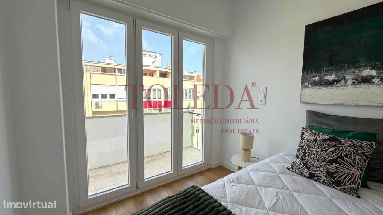 Apartamento T3 Remodelado a Estrear no Centro de Benfica-20