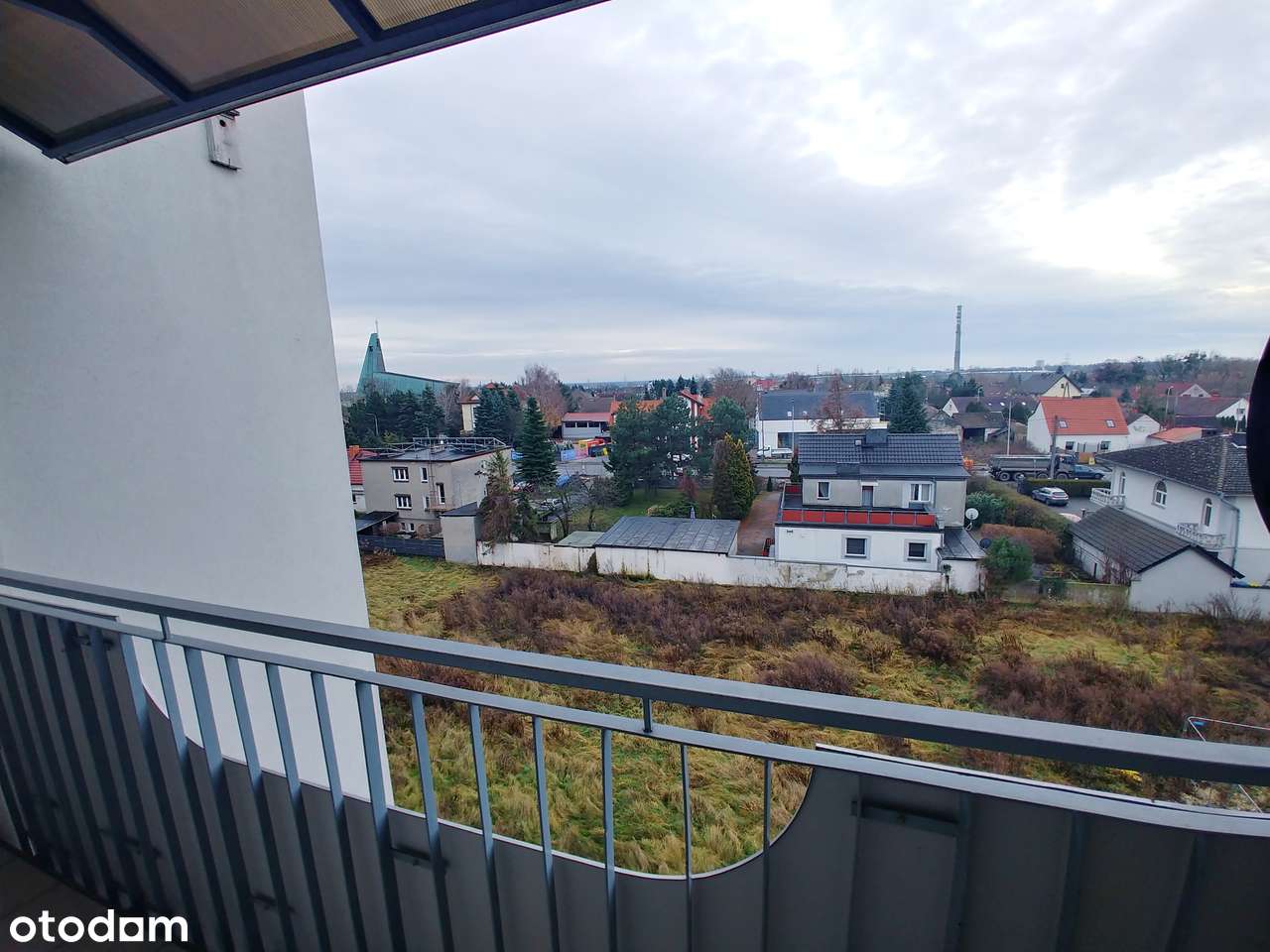 Mieszkanie w popularnej i pożądanej dzielnicy-11