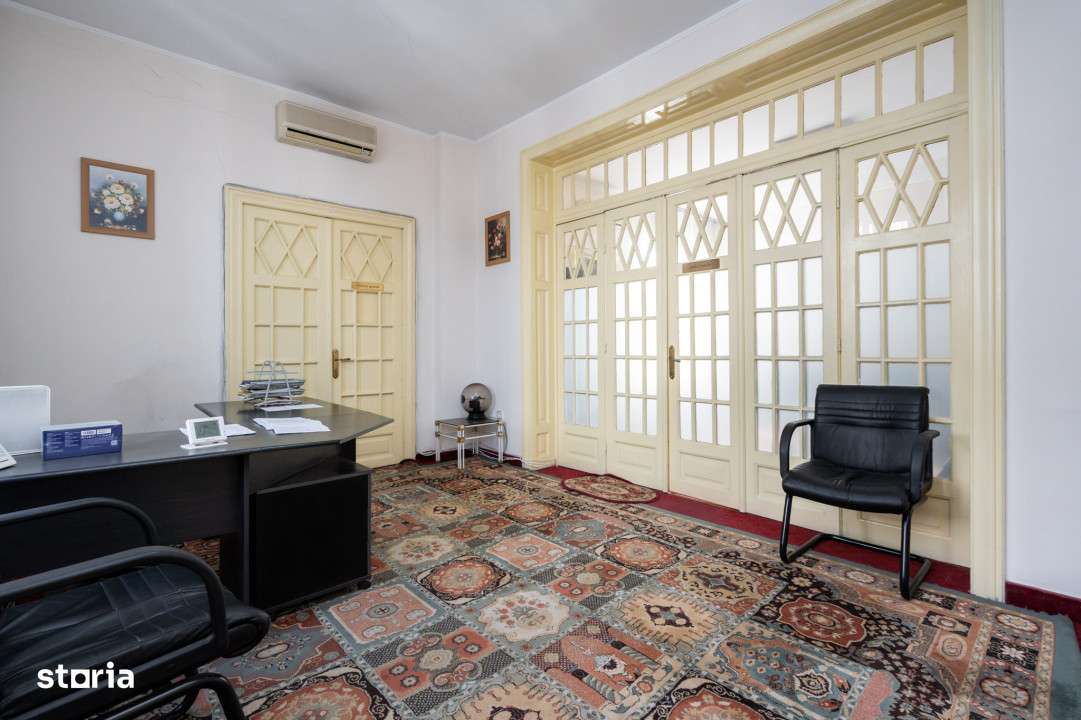 Vila 16 Camere de vanzare Unirii Primaria Sector 3-6