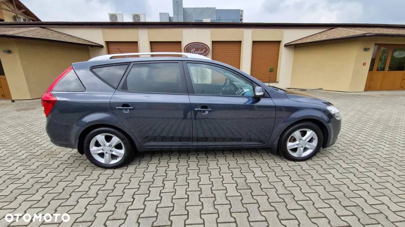 Kia Ceed Cee'd 1.6 Crdi Optimum + - 24