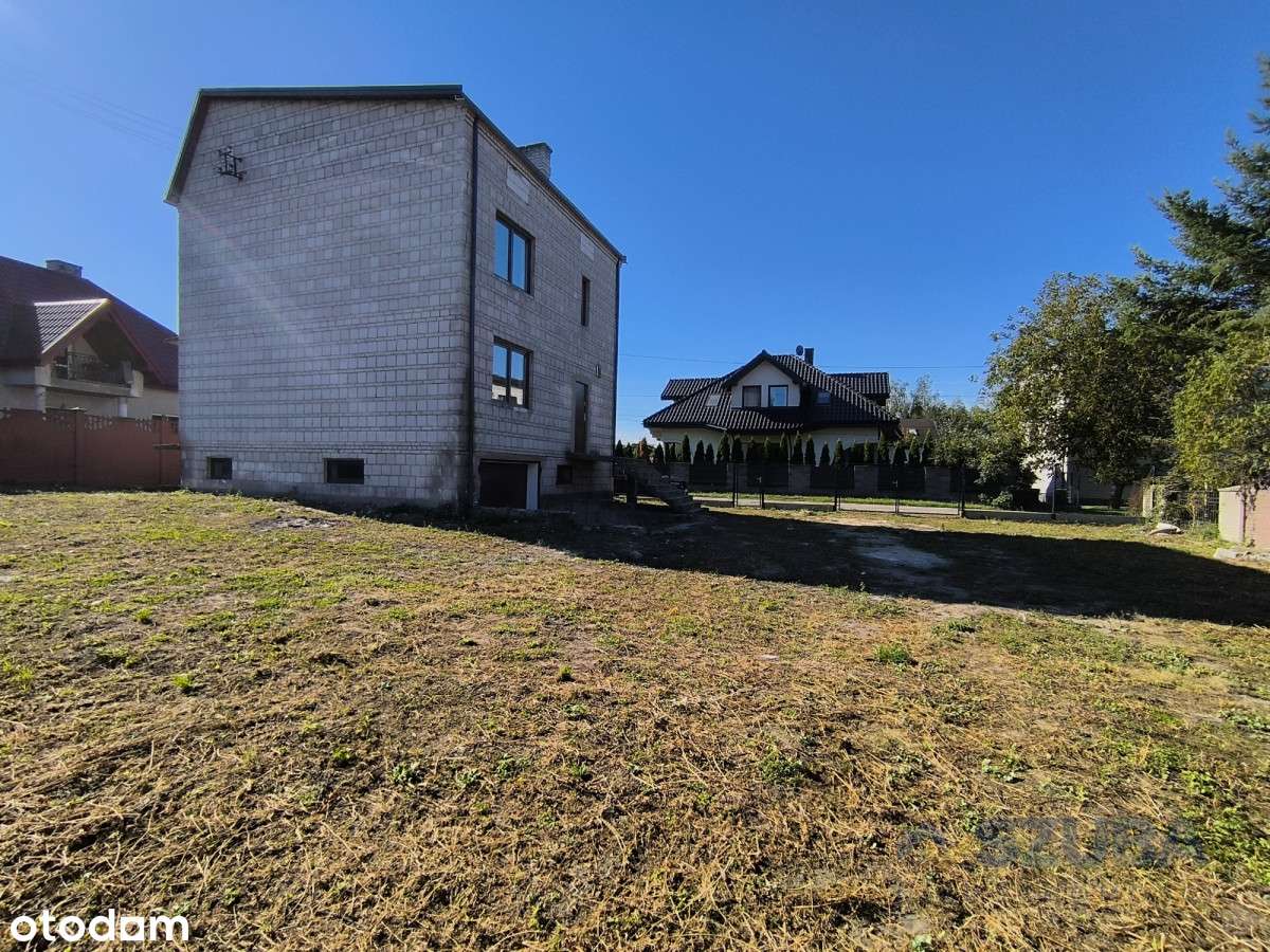 Na sprzedaż Dom z potencjałem w spokojnej okolicy-10