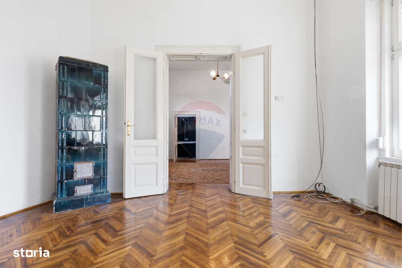 Apartament 4 camere 113 m² utili Piata Catedralei- Alexandru Gavra
