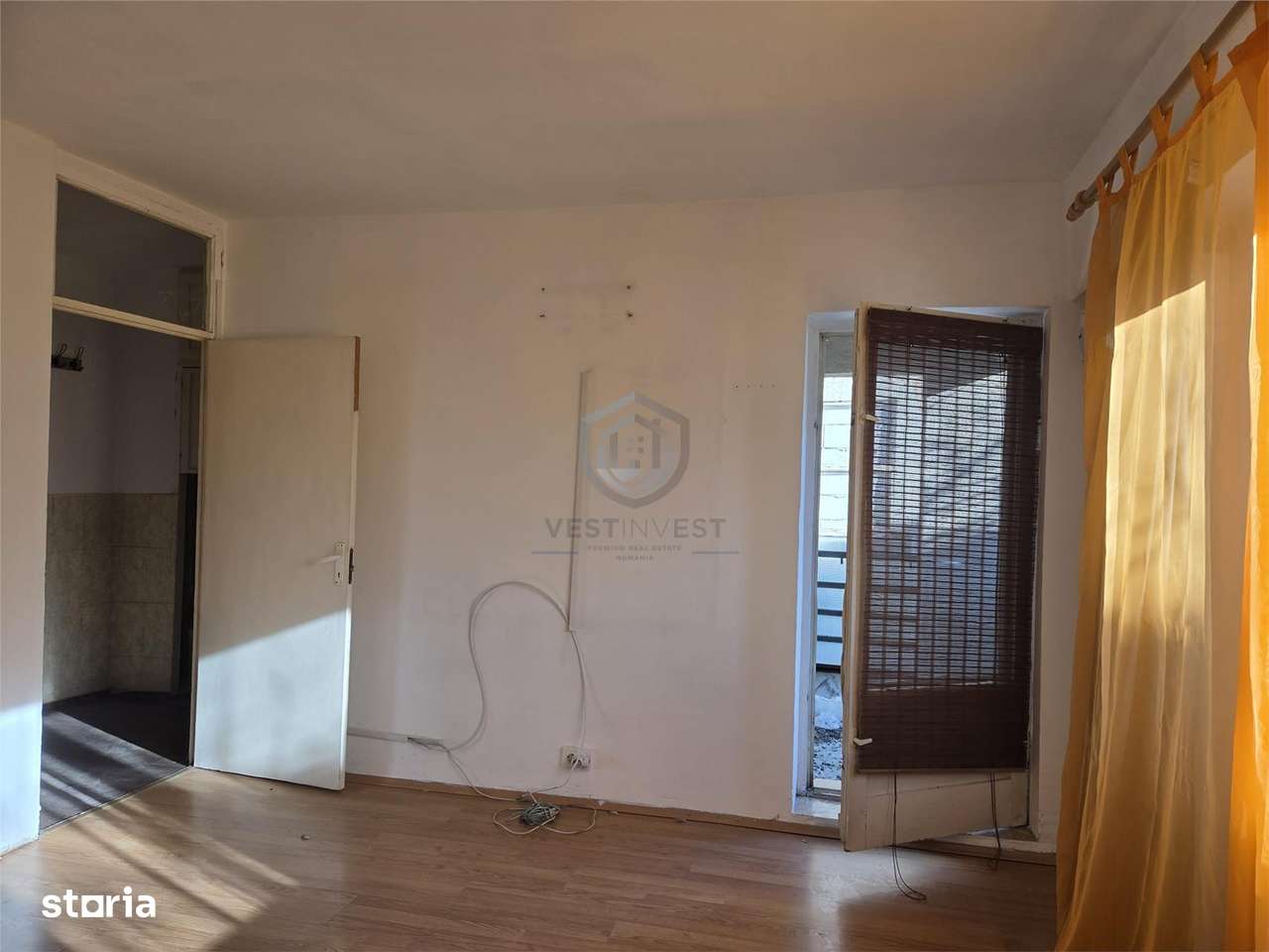 Garsoniera decomandata,etaj intermediar,Oradea,cartier Rogerius - Imagine principală: 4/7