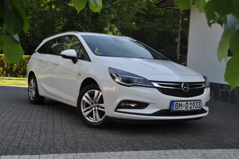 Opel Astra K (2015-2021) 1.4 Turbo Start/Stop Dynamic 2018