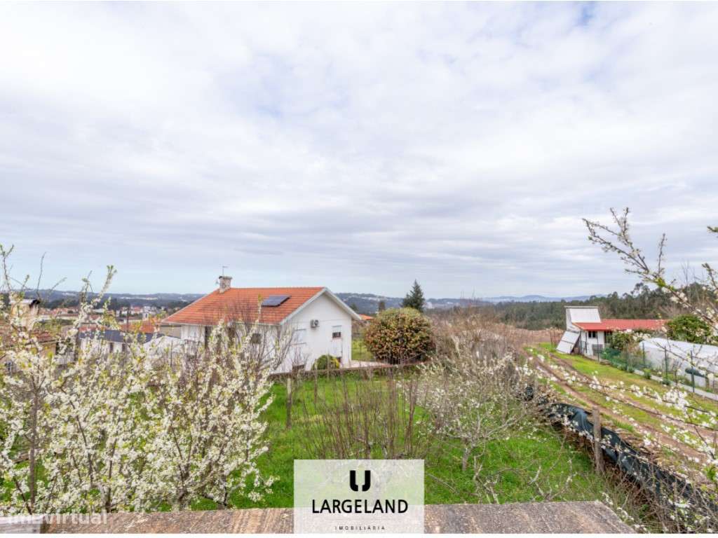 Moradia T3 em fase de acabamento - Vila Maior-11