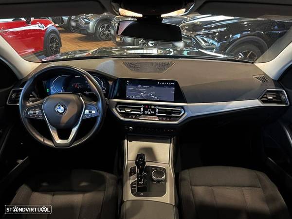 BMW 330 e Corporate Edition Auto - 35