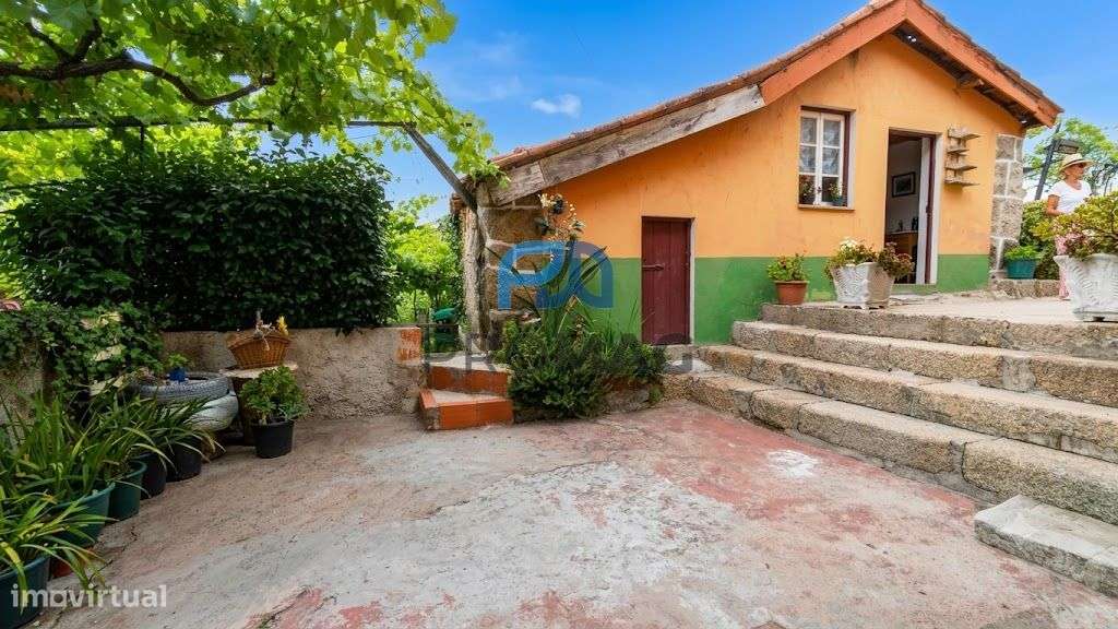 Quinta T6 em São Martinho de Mouros-8