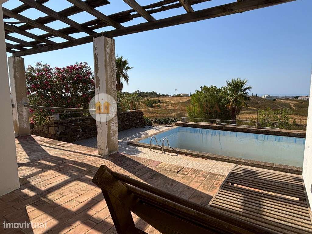 Moradia de estilo tradicional- Charme, vistas sob a Serra e Mar-52