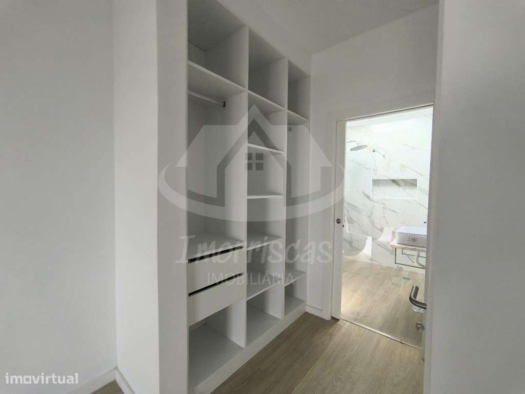 Moradia térrea V3 com piscina e excelente localização no Alto do Ín...-28