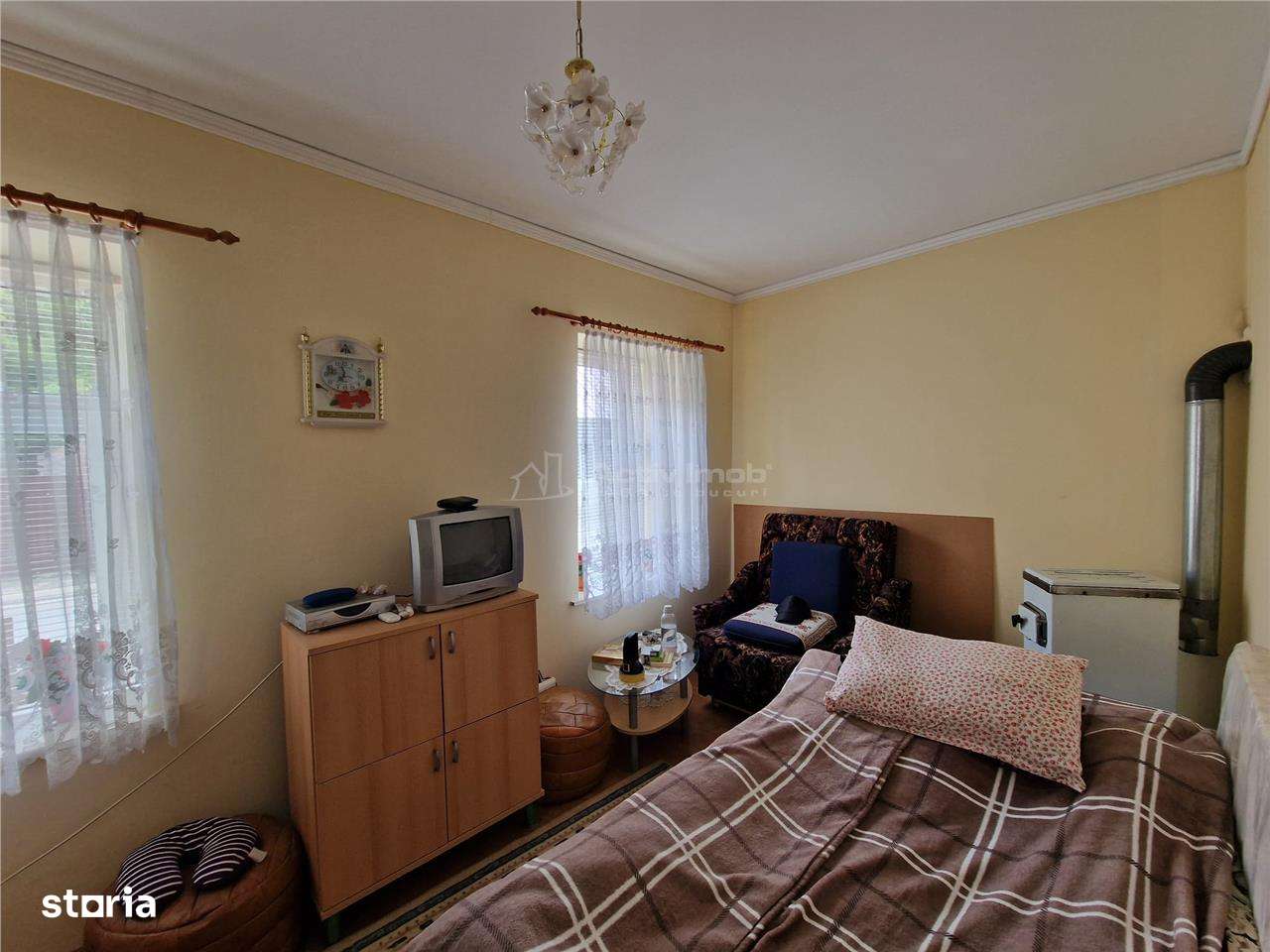 Anina Steierdorf Casa pentru 2 familii la Sosea - Imagine principală: 4/20