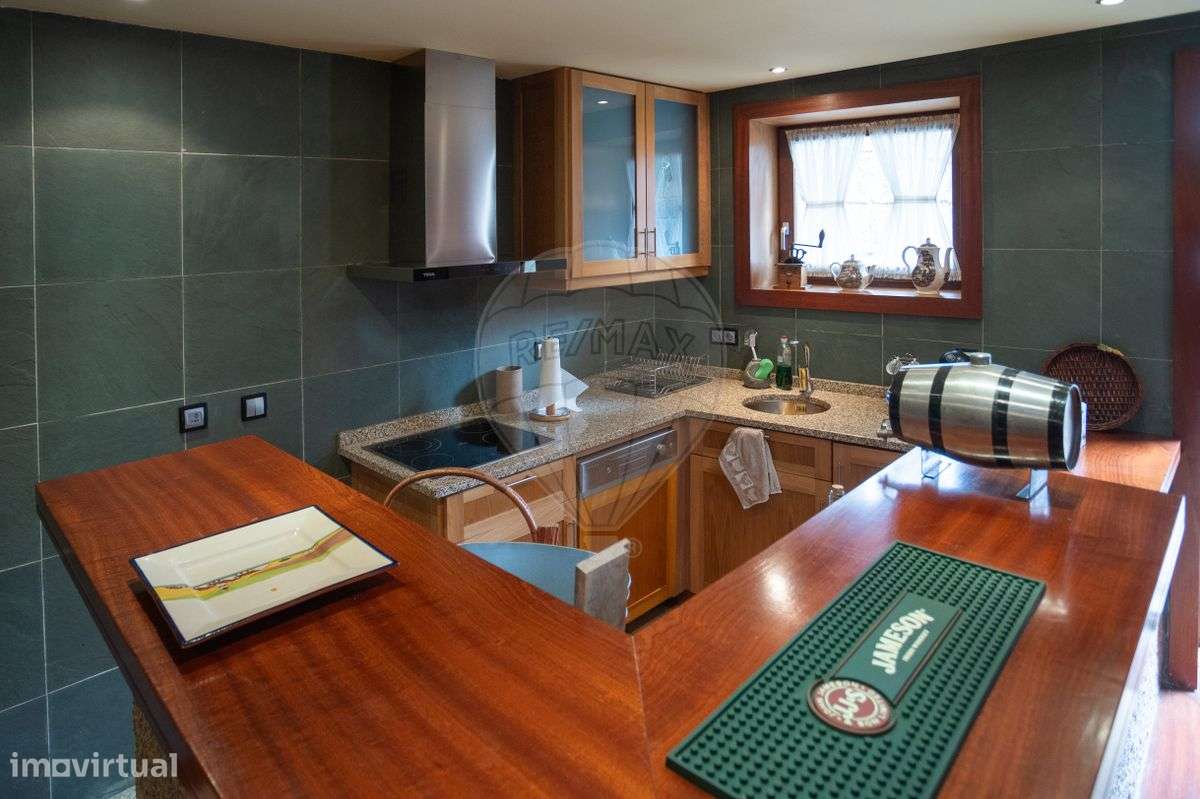 Moradia T7 para venda-32