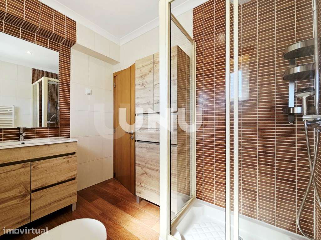 Moradia Geminada T4 - Zona Residencial-12