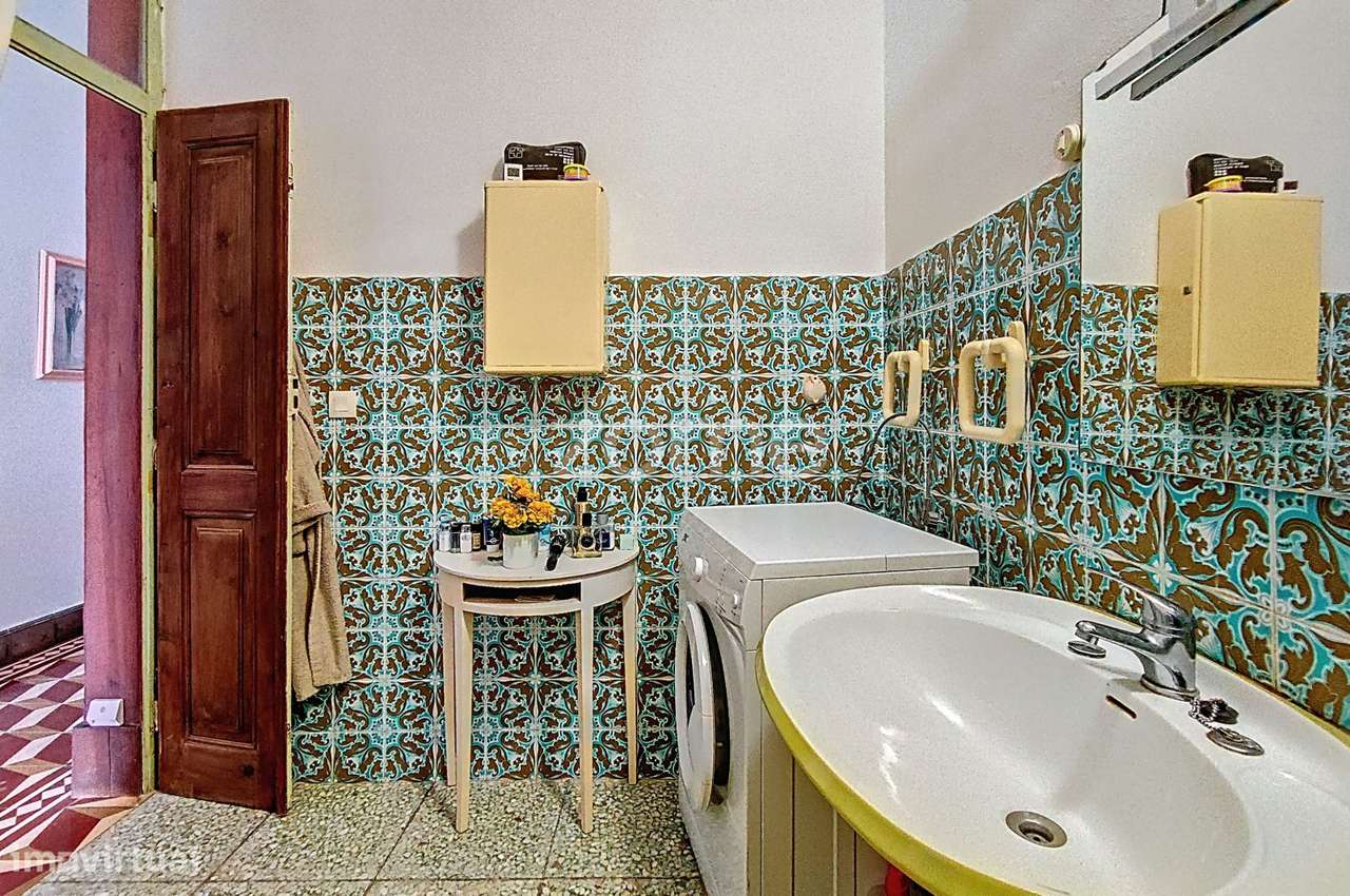 Moradia V6 no centro de São Marcos da Serra, em lote de 668m2-48