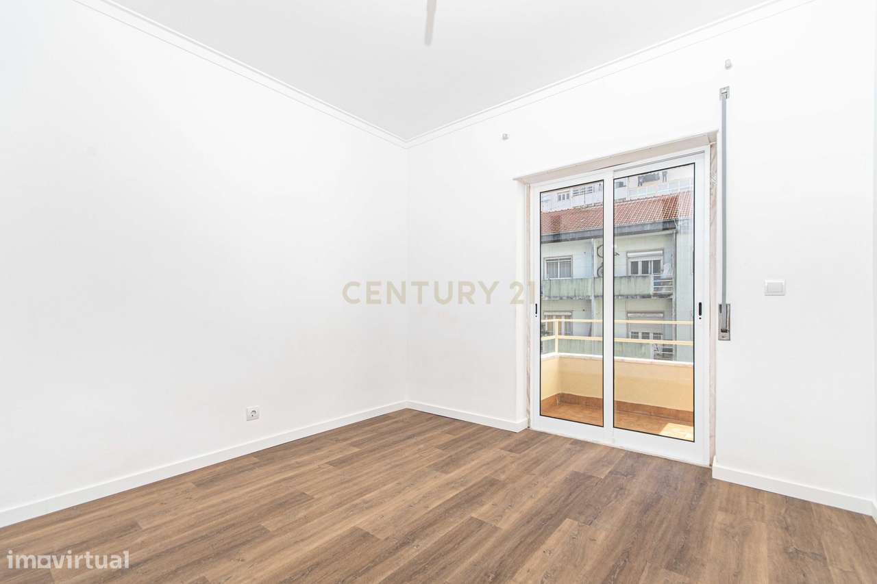 T2 Cova da Piedade - ARRENDAMENTO - Grande imagem: 3/20