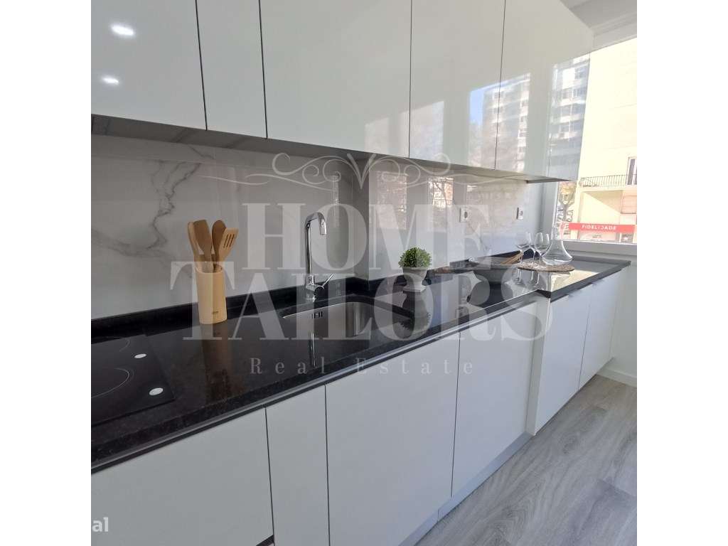 T3 Totalmente remodelado perto da Estação de Benfica-2