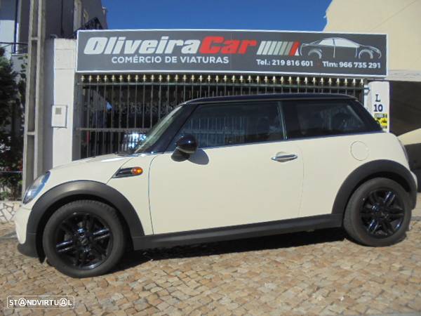 MINI Cooper Standard - 1