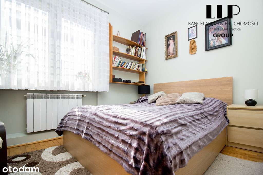 Dwupoziomowy dom wolnostojący - Liszki-10