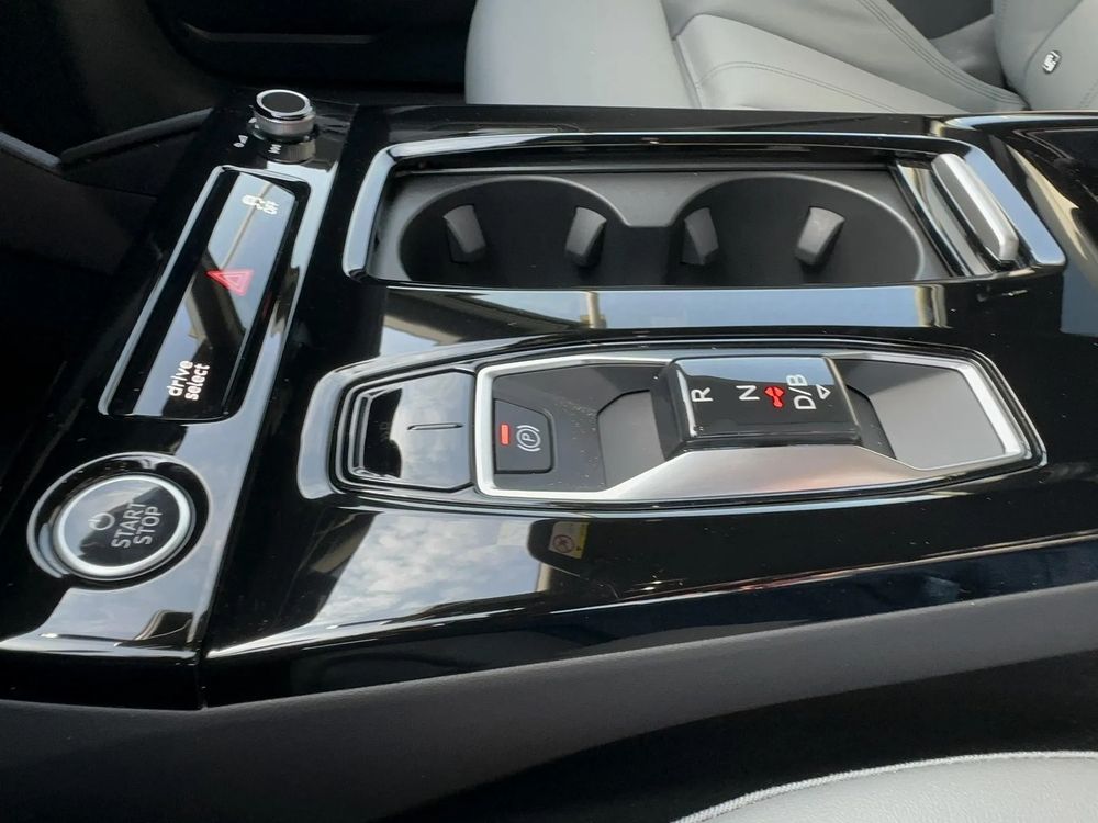 Etron Quattro 387KM Demo Lubin