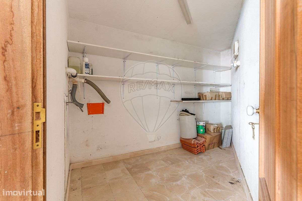 Moradia T4 para venda-27