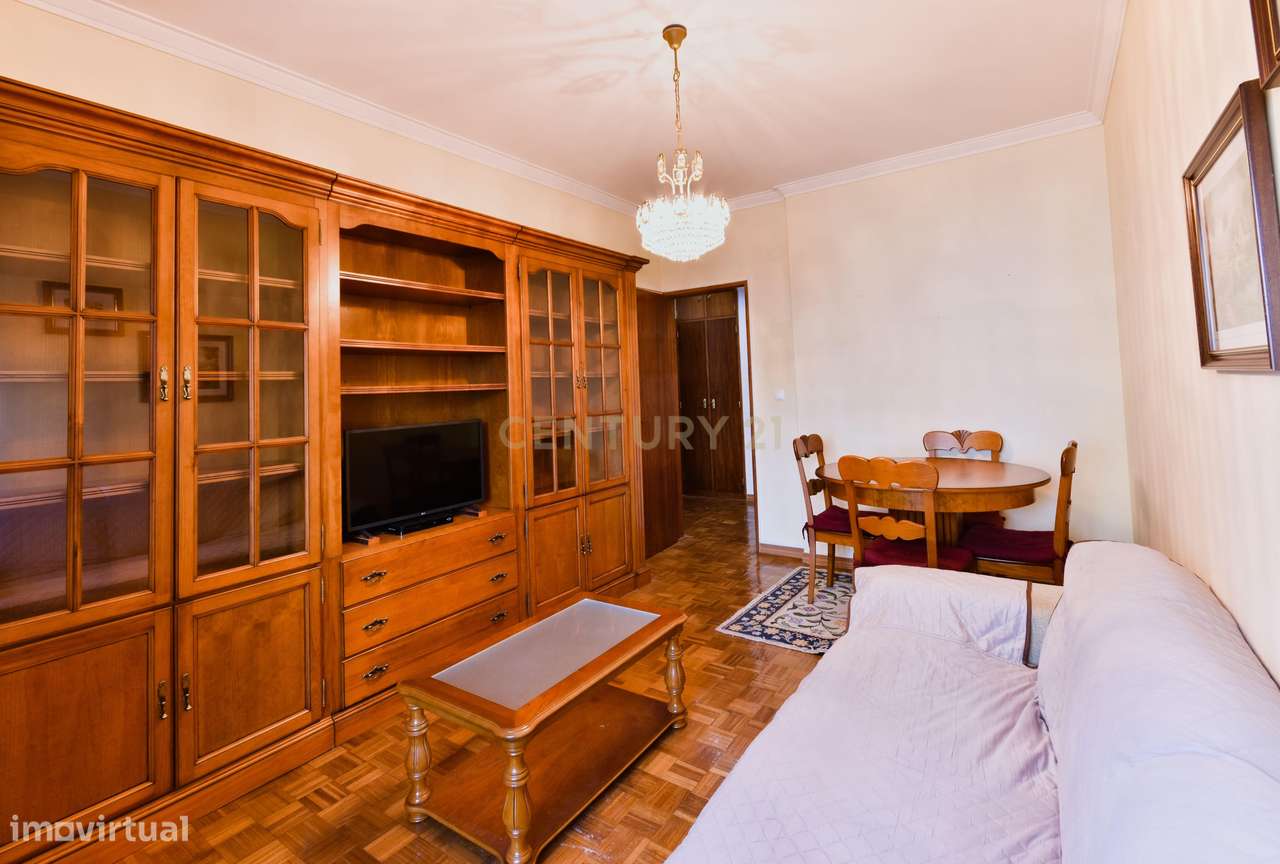 Apartamento T2 na Amadora-2