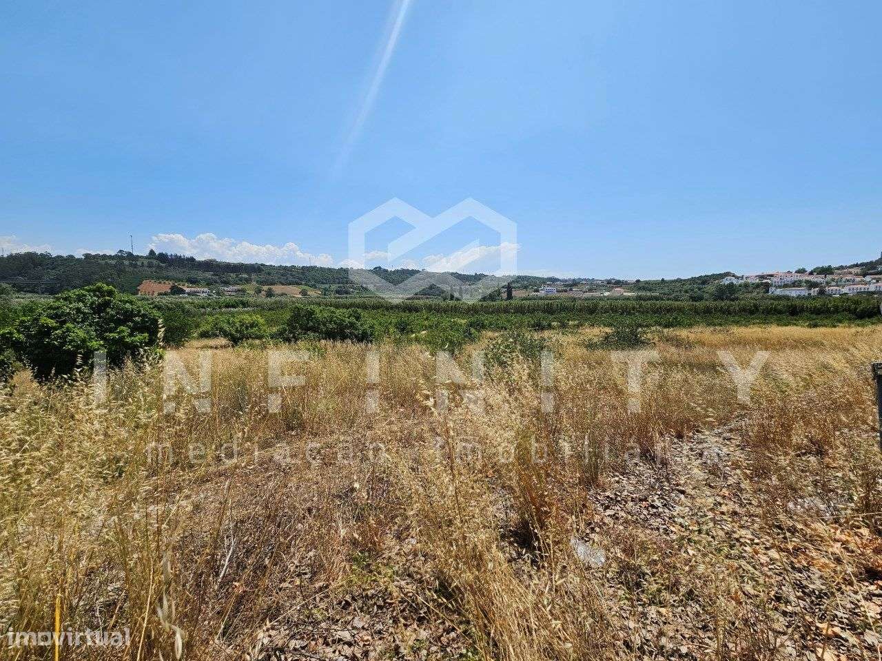 Excelente terreno para construção com vista para o castelo-1