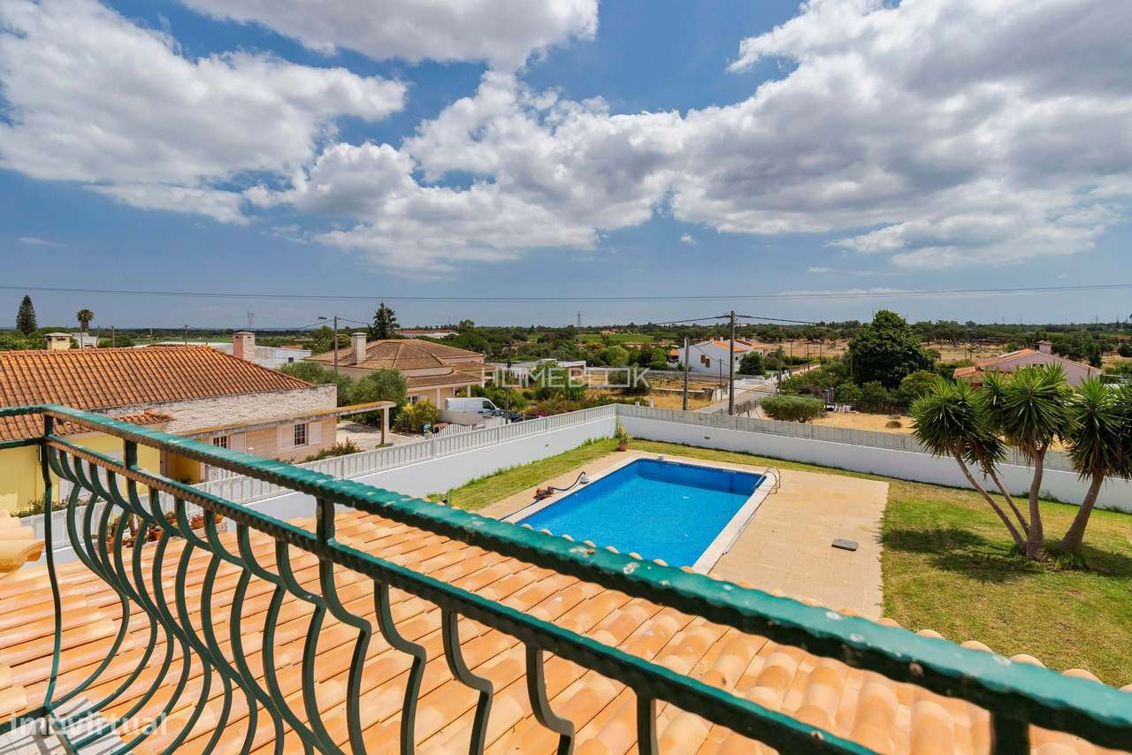 Moradia c/ 354 m² | Lote 1130 m² | Piscina e Jardim em Brejos do Assa-35